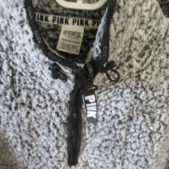 VS Pink Teddy Bear Fleece Gray Black Sherpa 1/4 Zip Pullover Women's Size XS - Picture 7 of 9
